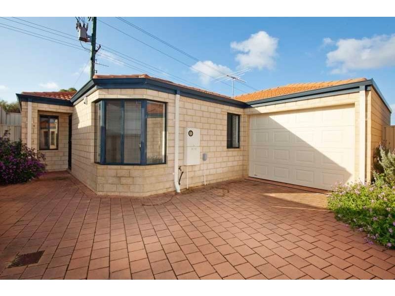 2/24 Bonito Place, Yangebup WA 6164