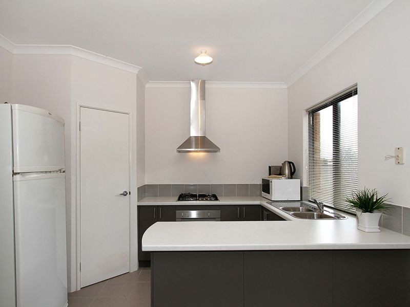 5/7 Crossville Way, Success WA 6164