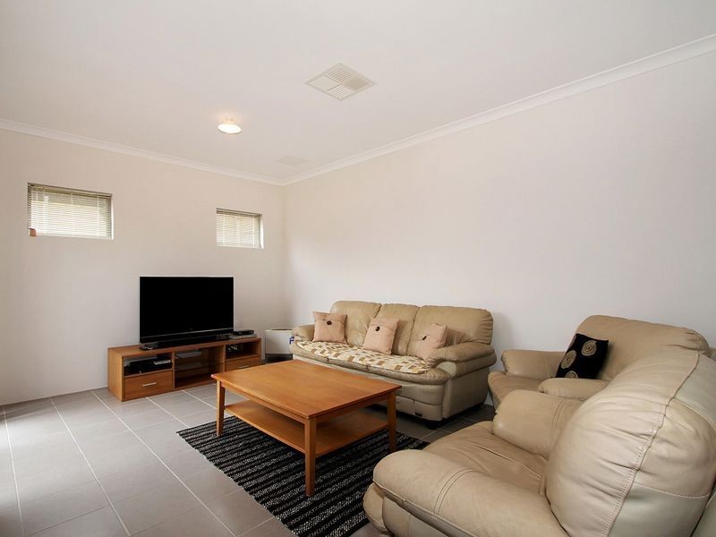 5/7 Crossville Way, Success WA 6164