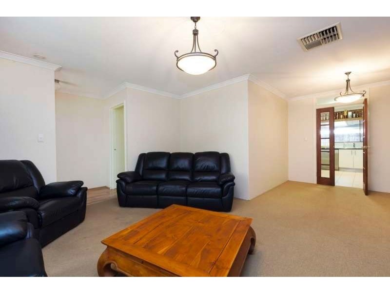 4 Clifford Way, Bull Creek WA 6149