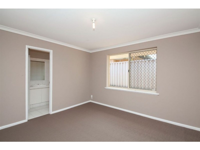 7/104 Forrest Road, Hamilton Hill WA 6163