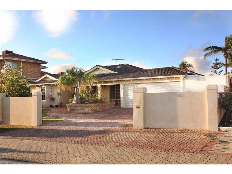 45 Amity Boulevard, Coogee WA 6166