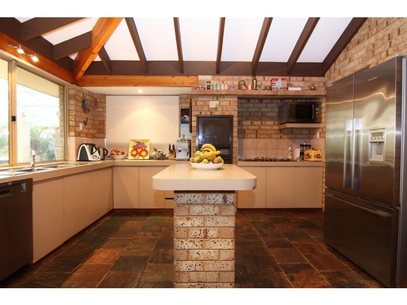 45 Amity Boulevard, Coogee WA 6166