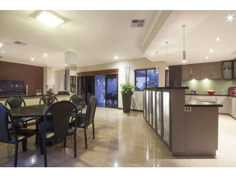 34 Hamelin Drive, Munster WA 6166