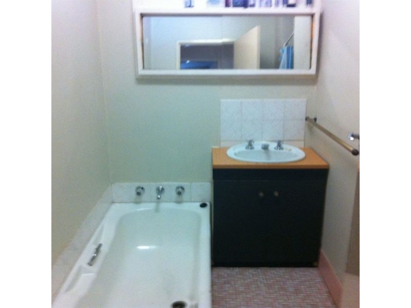 6 Nineham Avenue, Spearwood WA 6163