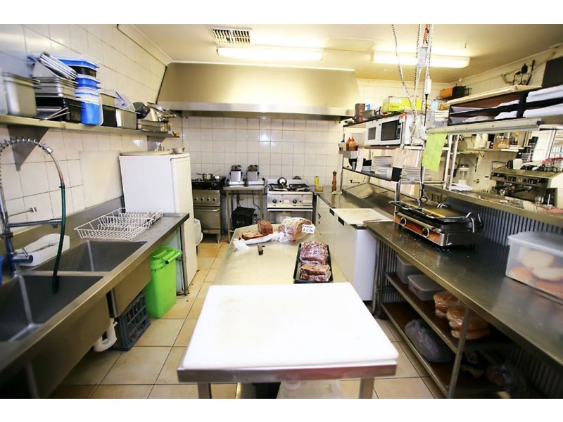 2 Beach Street, Fremantle WA 6160