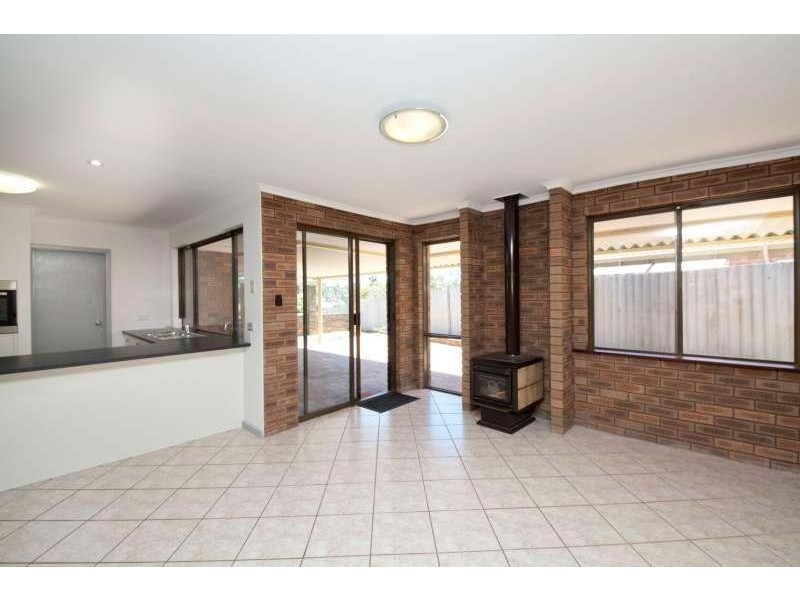 14 Leonard Way, Spearwood WA 6163