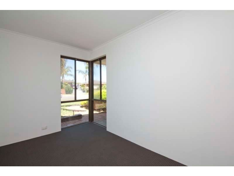 14 Leonard Way, Spearwood WA 6163