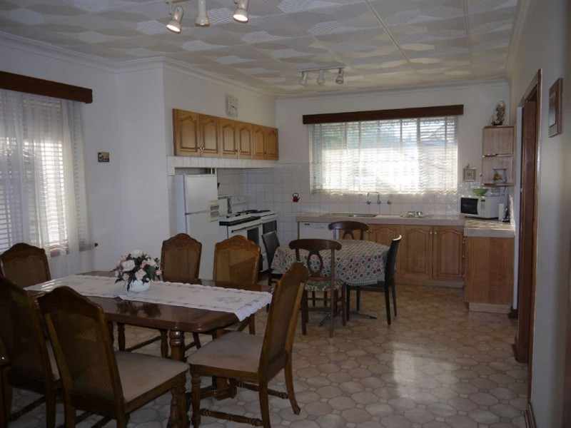 14 Hamilton Road, Hamilton Hill WA 6163