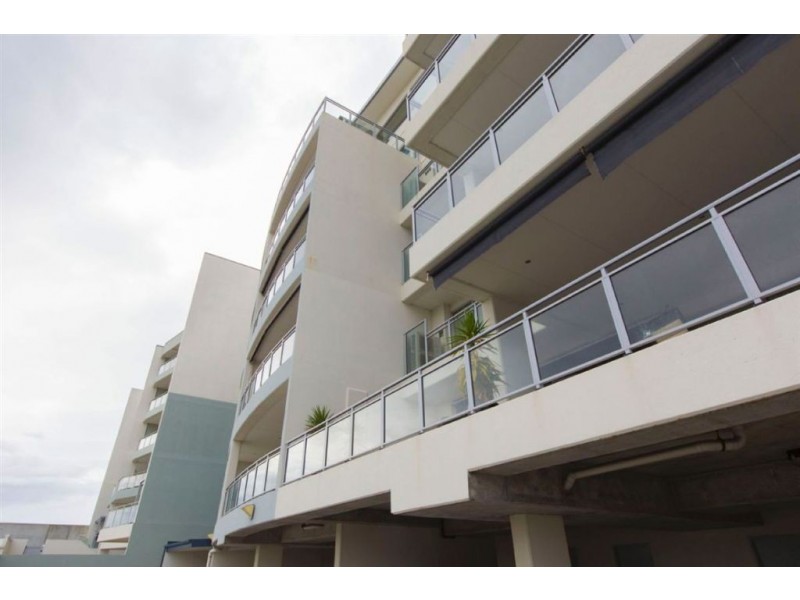 10/52 Rollinson Road, North Coogee WA 6163