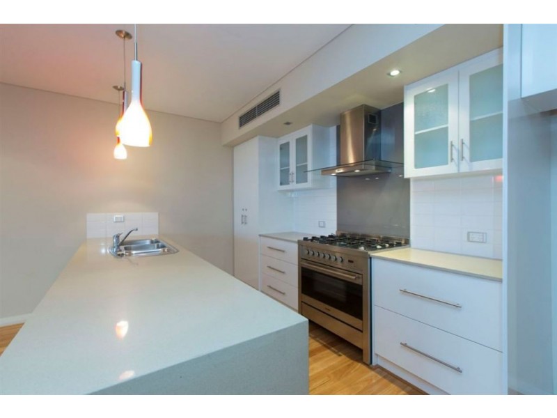 10/52 Rollinson Road, North Coogee WA 6163