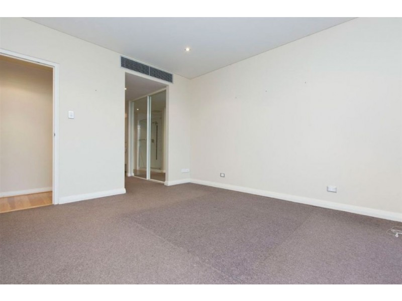 10/52 Rollinson Road, North Coogee WA 6163