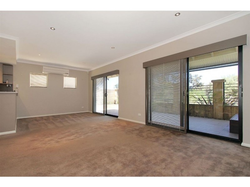 6/46 Leschenault Boulevard, Munster WA 6166