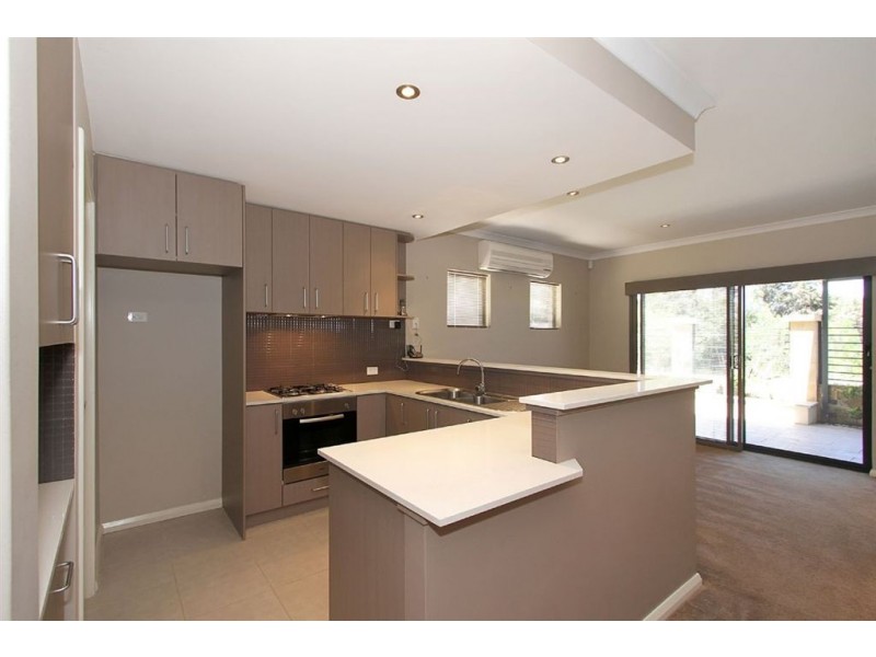 6/46 Leschenault Boulevard, Munster WA 6166