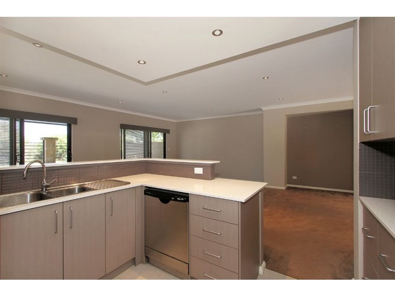6/46 Leschenault Boulevard, Munster WA 6166