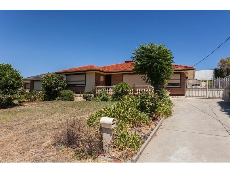 7 Glendower Way, Spearwood WA 6163