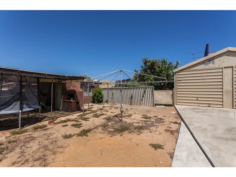 7 Glendower Way, Spearwood WA 6163