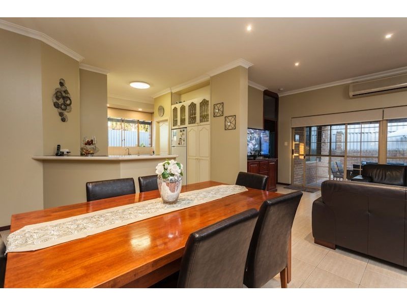 21 Parakeet Way, Coogee WA 6166