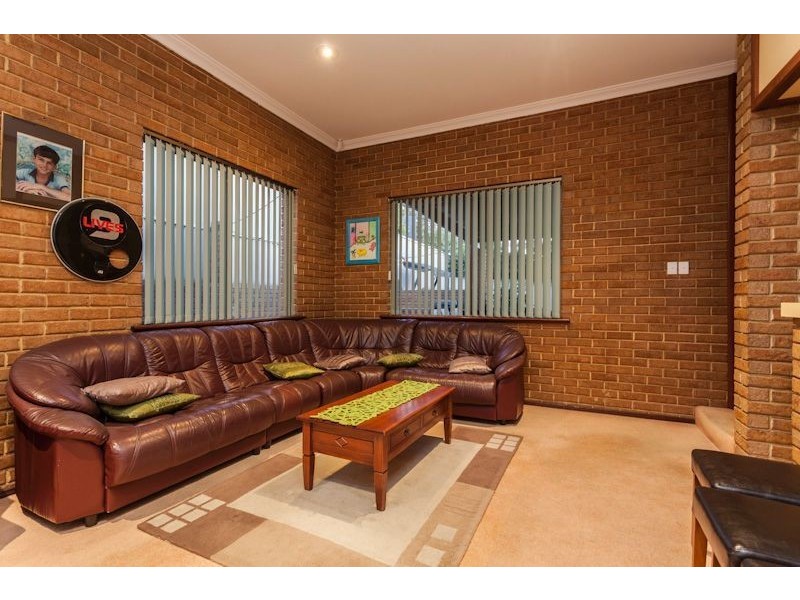 21 Parakeet Way, Coogee WA 6166