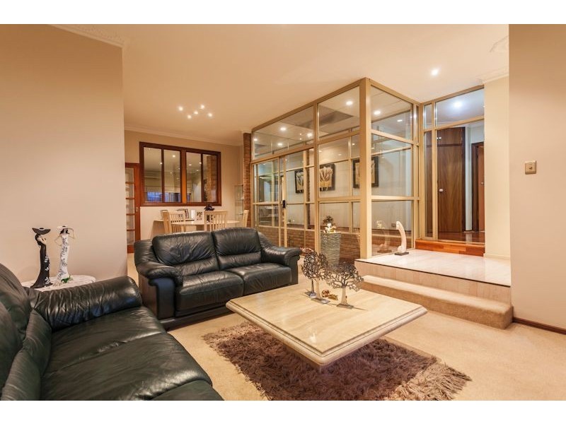 21 Parakeet Way, Coogee WA 6166