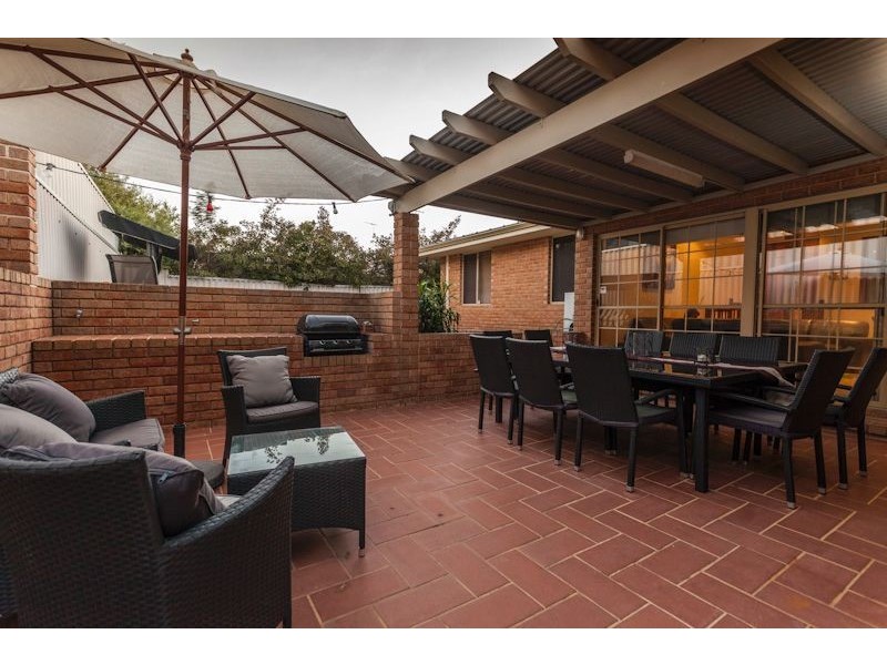 21 Parakeet Way, Coogee WA 6166