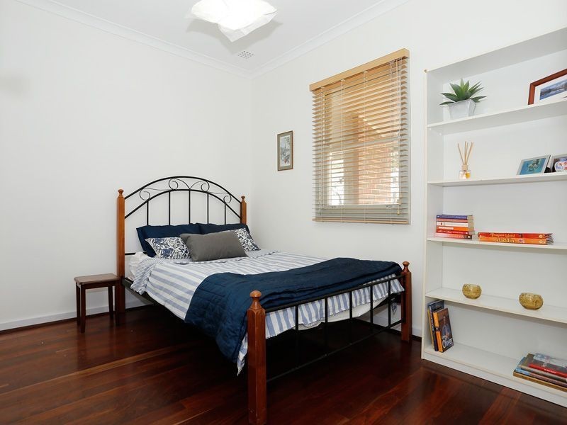 27 Ferdinand Crescent, Coolbellup WA 6163