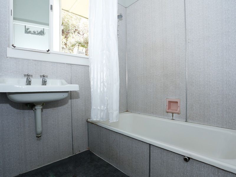 27 Ferdinand Crescent, Coolbellup WA 6163