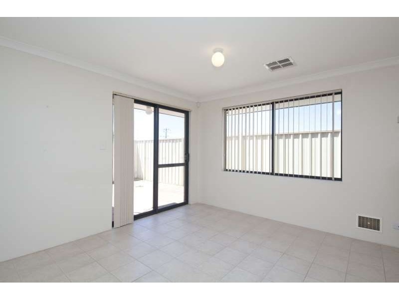 4/24 Bonito Place, Yangebup WA 6164