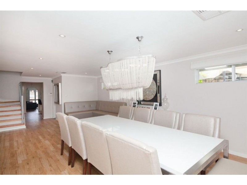 5 Sparrow Way, Spearwood WA 6163