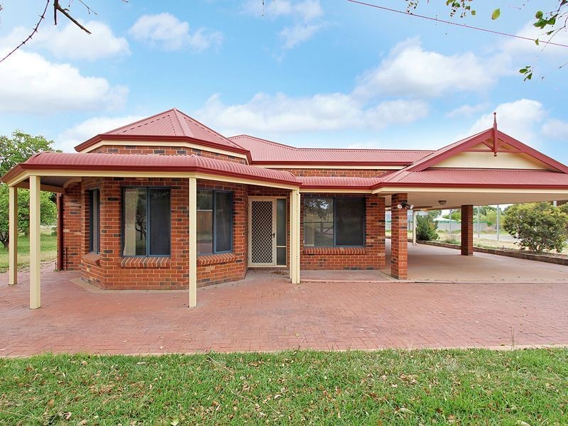 86 Lorimer Road, Wattleup WA 6166