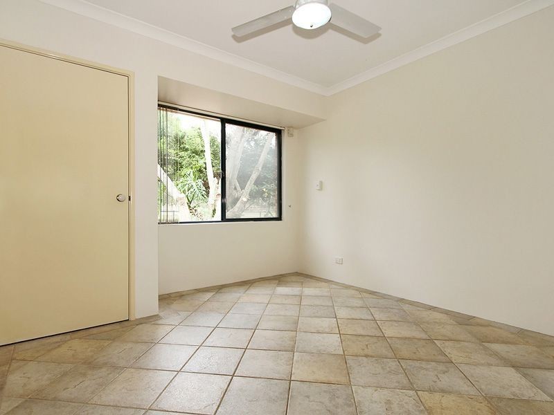 86 Lorimer Road, Wattleup WA 6166