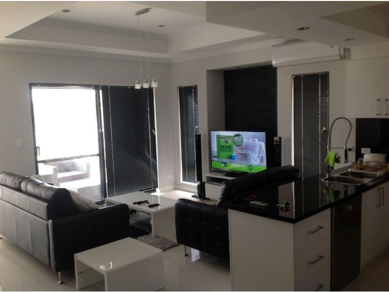 25/26 Charnley Bend, Success WA 6164