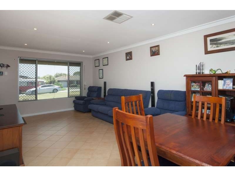 7a Fitzwater Way, Spearwood WA 6163