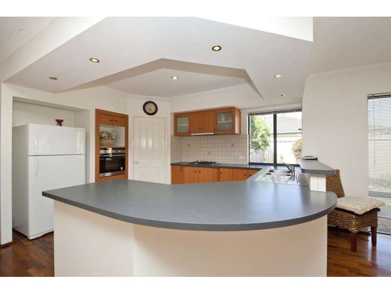 22 Kooralbyn Valley Crescent, Jandakot WA 6164