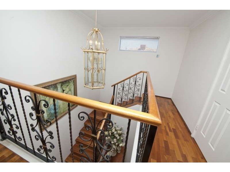 22 Kooralbyn Valley Crescent, Jandakot WA 6164