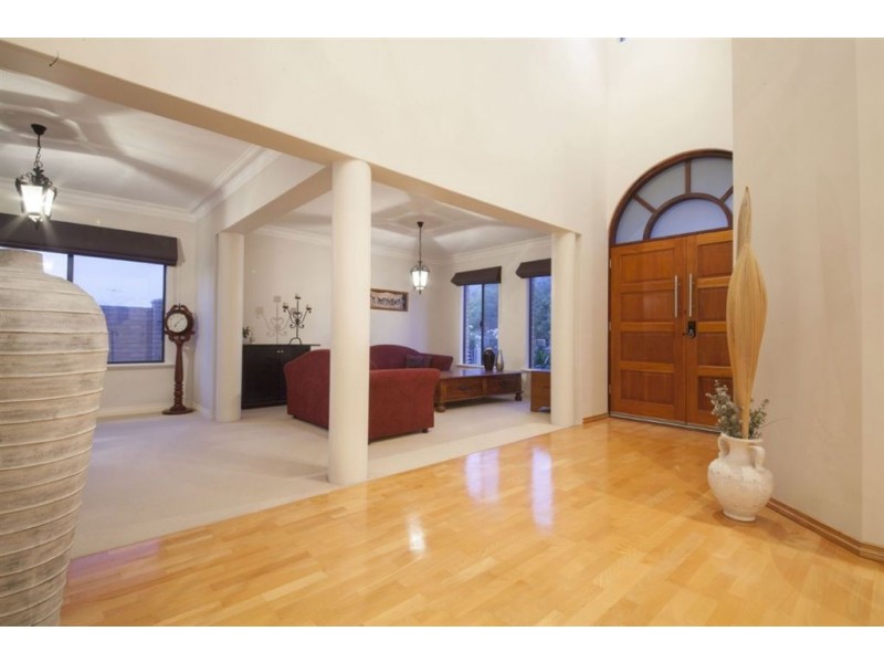 7 Fairview Street, Coogee WA 6166