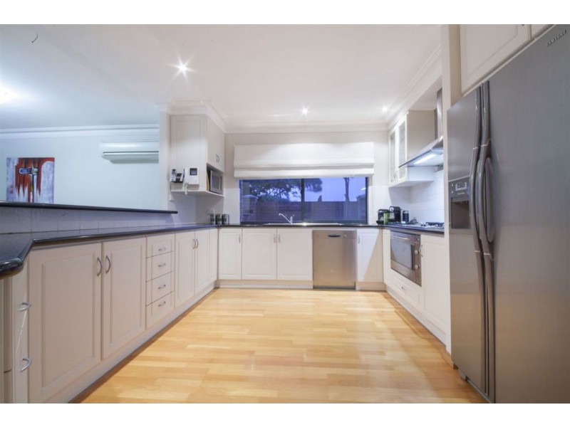 7 Fairview Street, Coogee WA 6166