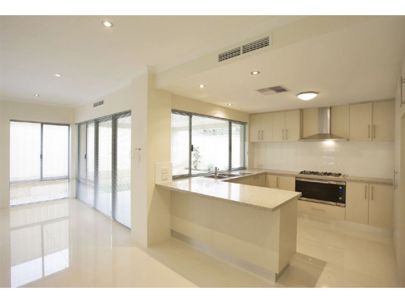 11 Annean Lane, Hamilton Hill WA 6163