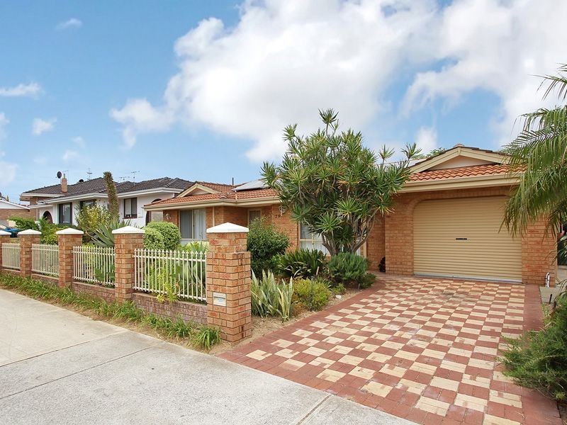 79 Forrest Road, Hamilton Hill WA 6163