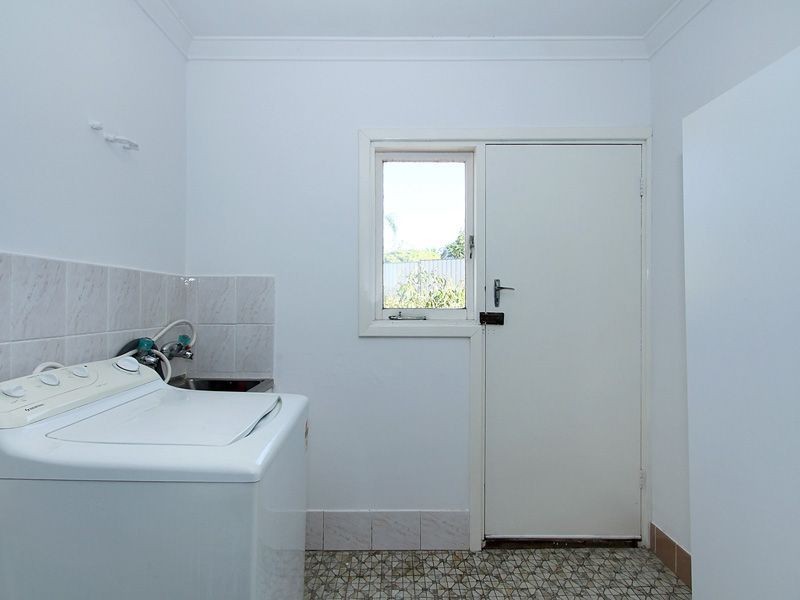 15 Miranda Crescent, Coolbellup WA 6163