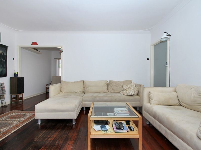 15 Miranda Crescent, Coolbellup WA 6163