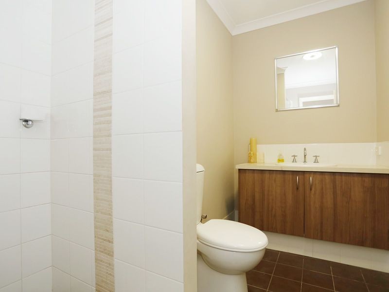 16/191 Railway Avenue, Kelmscott WA 6111