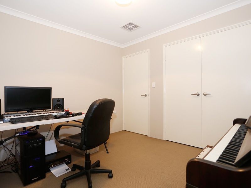 16/191 Railway Avenue, Kelmscott WA 6111