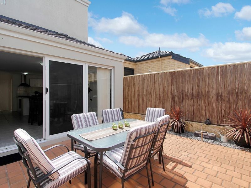 13 Randazzo Way, Yangebup WA 6164