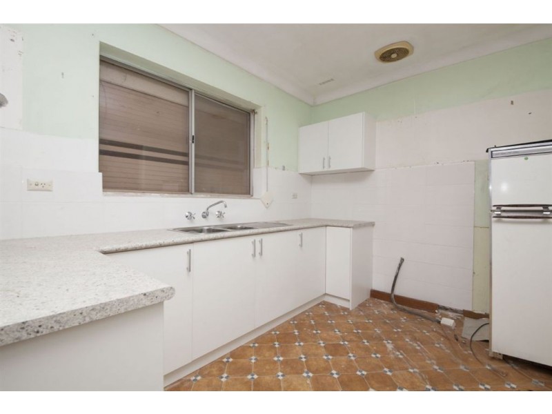 5 Ariel Place, Coolbellup WA 6163