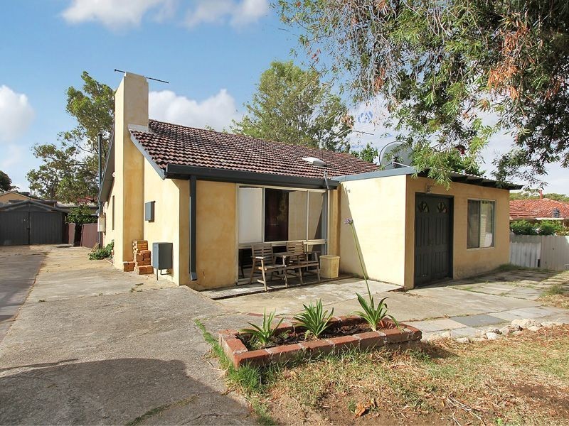 12 Malvolio Road, Coolbellup WA 6163