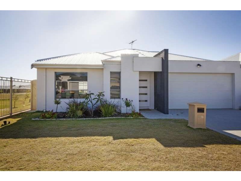 38B Coogee Road, Munster WA 6166