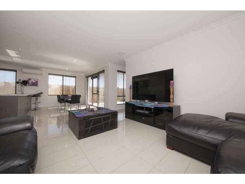 38B Coogee Road, Munster WA 6166