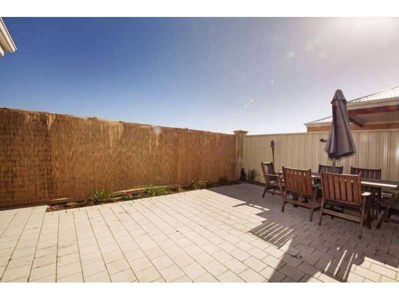 38B Coogee Road, Munster WA 6166