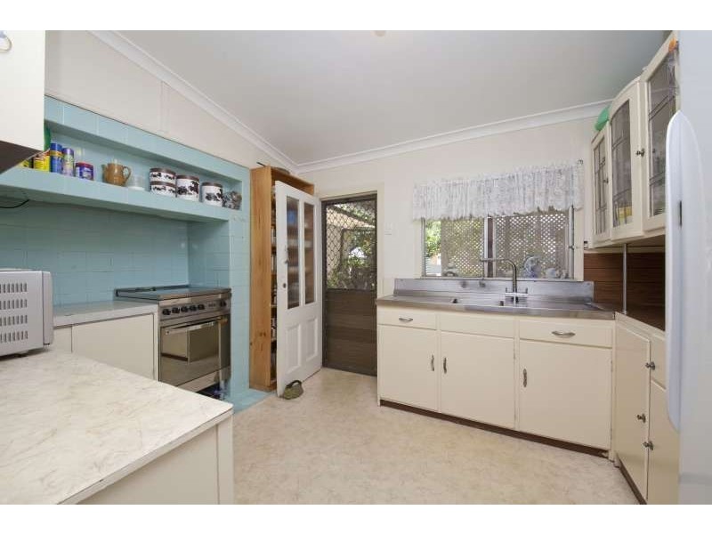 15 Dorothy Street, Fremantle WA 6160